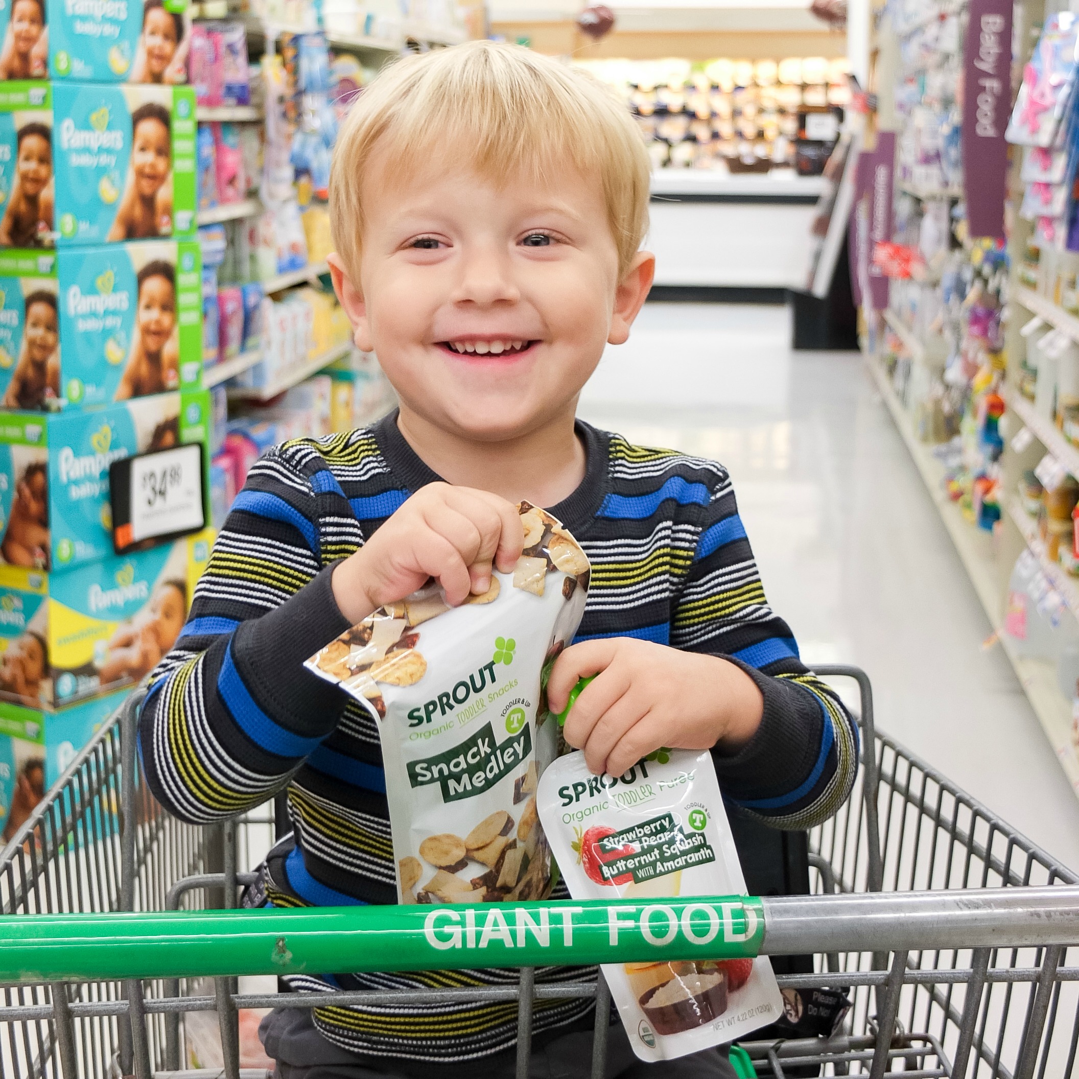 3 Smart Strategies for Keeping Toddlers Entertained at the Grocery Store